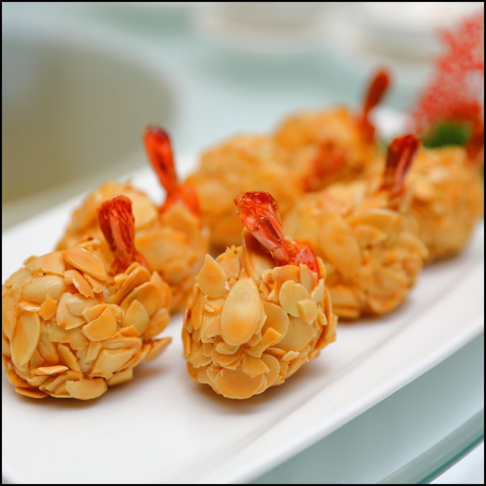 CRISPY ALMON PRAWN